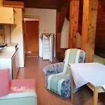 Lodge Pepino