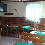 Lodge Pepino